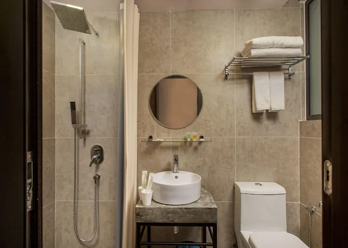Hotel Twenty 8B