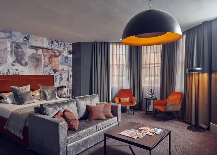 Malmaison Reading