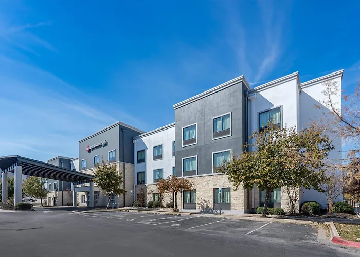 Best Western Plus Austin Airport Inn & Suites