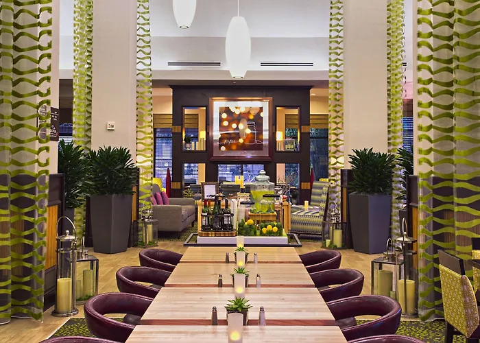 Hilton Garden Inn Airport