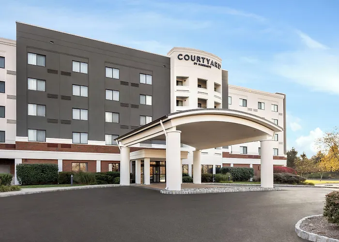 Courtyard By Marriott Princeton