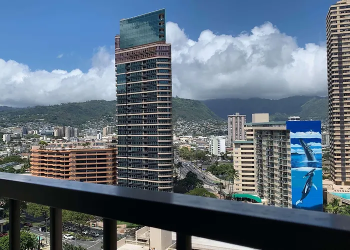 Doubletree By Hilton Alana - Waikiki Beach