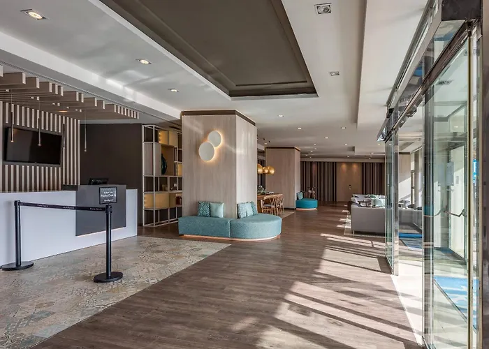 Hotel Cádiz Paseo del Mar, Affiliated by Meliá