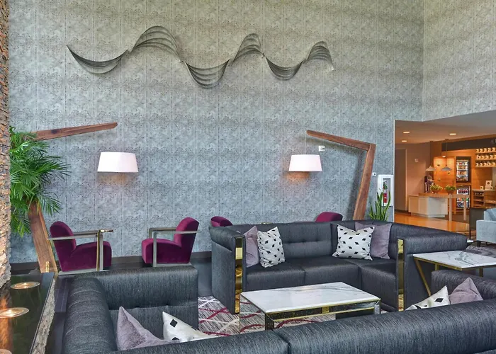 Doubletree By Hilton Baton Rouge