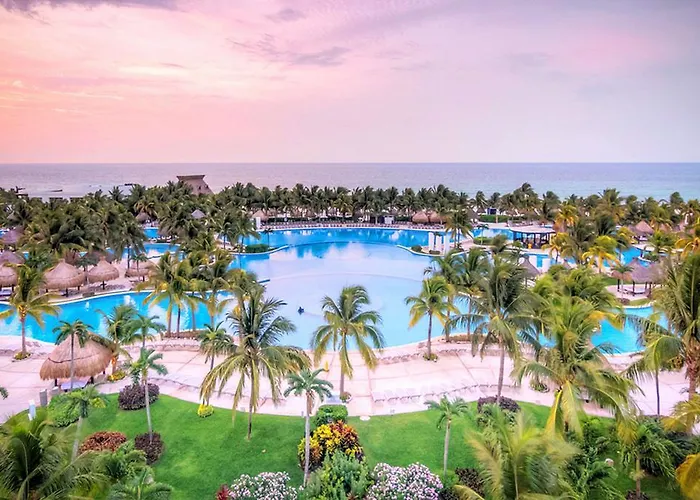 Suites at Mayan Palace Vidanta Resort Riviera Maya