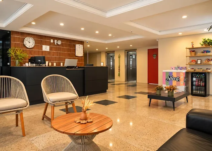 D8 Hotel