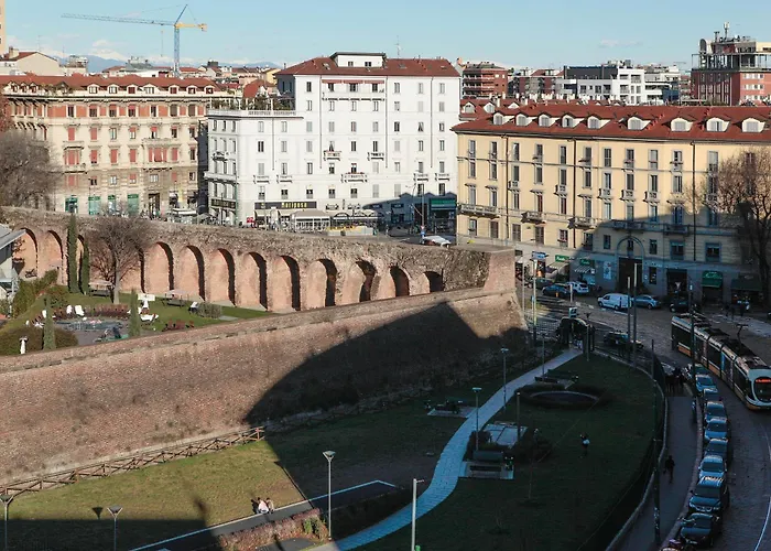 Hotel Arco Romana