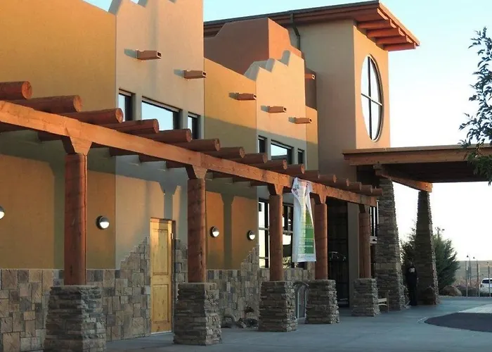 Moenkopi Legacy Inn & Suites