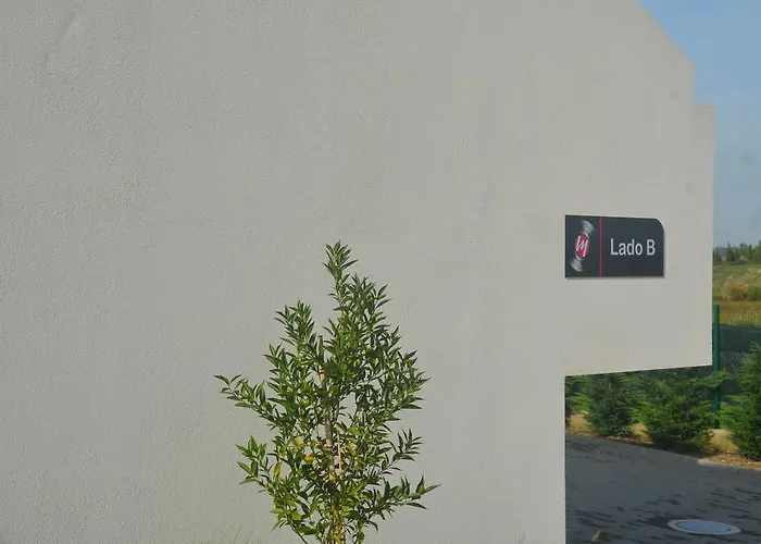 Vinyl M Hotel - Adults Only Mealhada