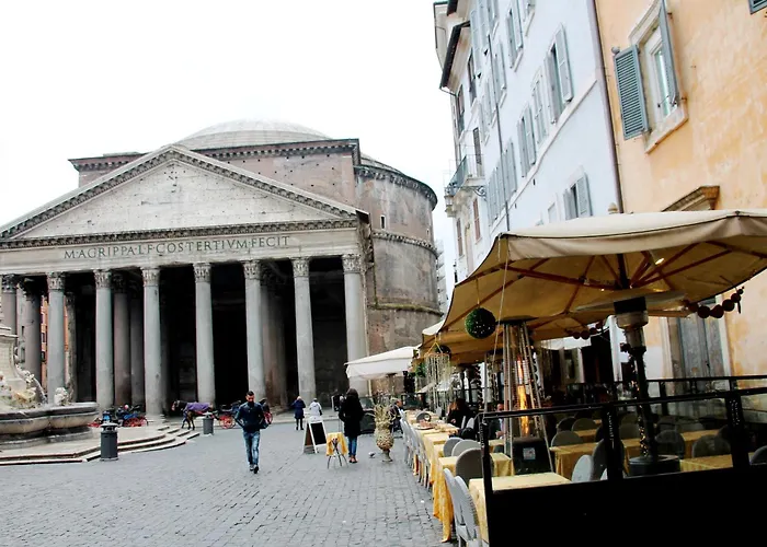 Di Rienzo Pantheon Palace