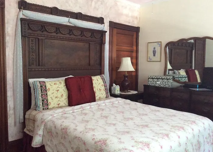 Fair Street Guest House Newport