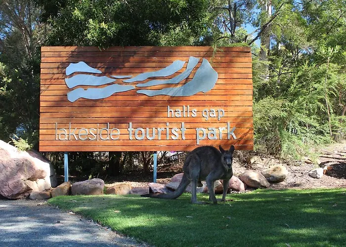Lakeside Tourist Park