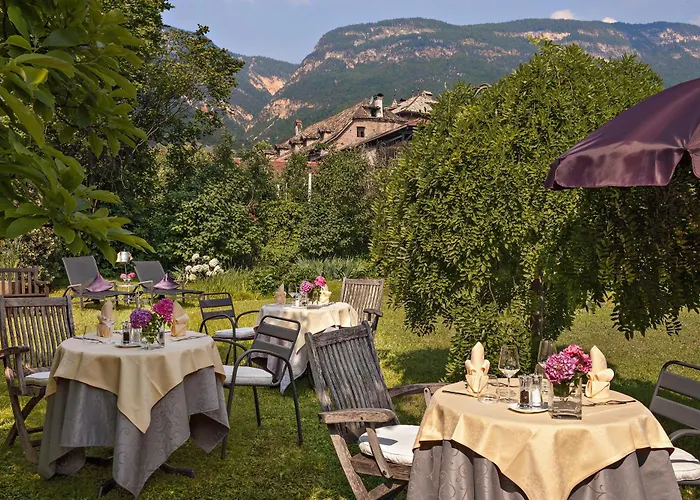 Angerburg Blumenhotel Appiano Sulla Strada Del Vino