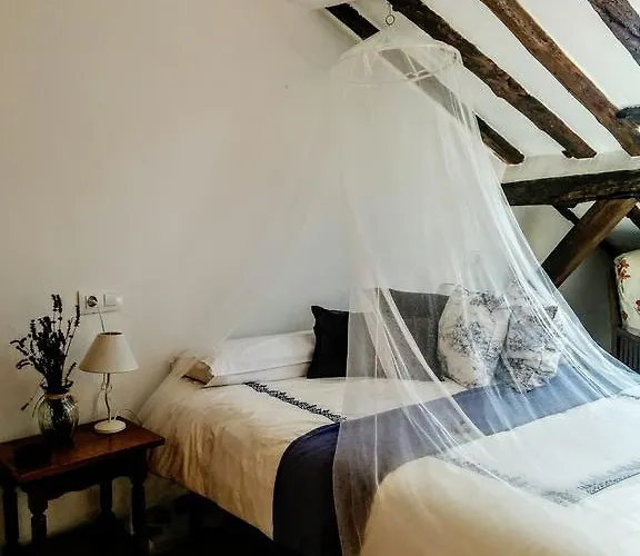 Hostal Refugio De Gredos