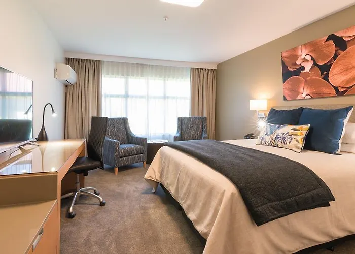 Distinction Hamilton Hotel & Conference Centre