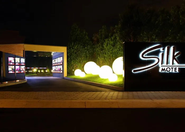 Silk Motel