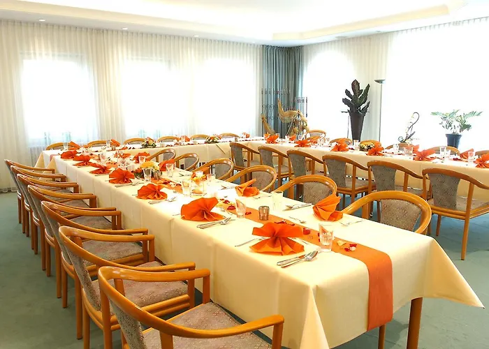 Hotel und Restaurant Rabennest am Schweriner See Raben Steinfeld