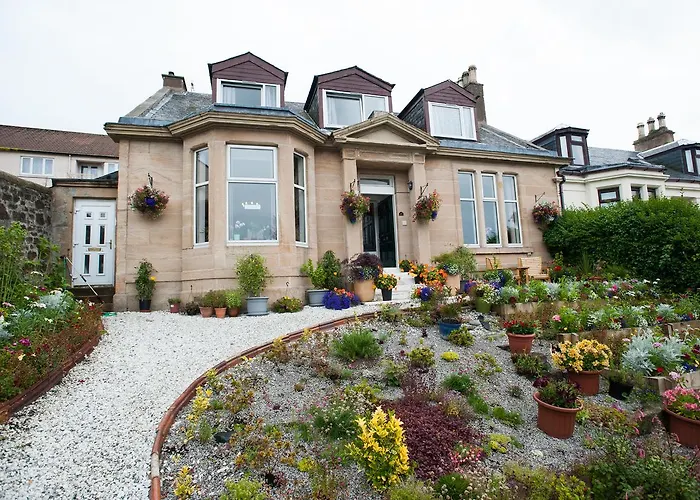 Dean Park Guest House