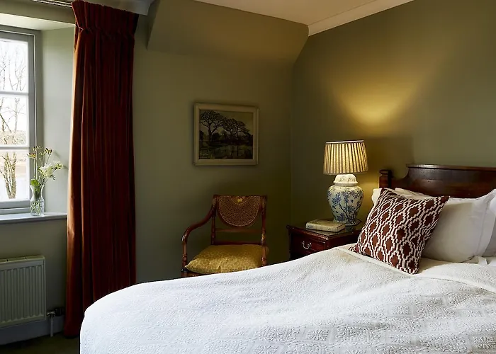 Kinloch Lodge Hotel And Restaurant