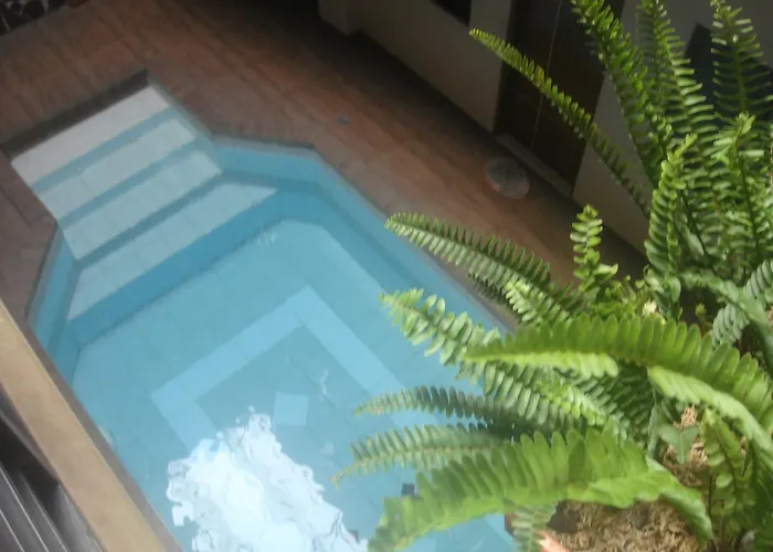 Hidden Pearl Hotel