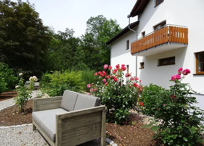 Waldcafe Hotel Restaurant