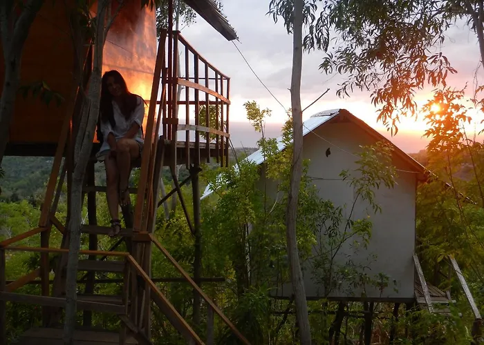Rumah Pohon Batununggul