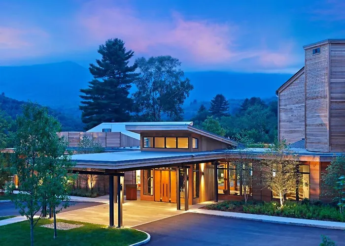 Topnotch Resort