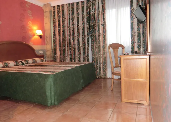 Hotel Las Ruedas Laredo