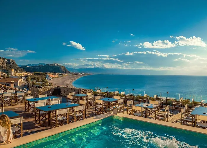 Ngonia Bay Boutique Hotel