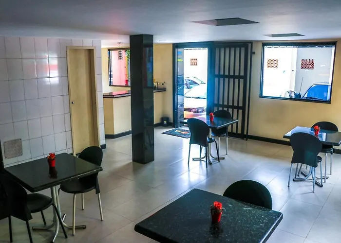 Hotel Piramide Pernambues (Adults Only)