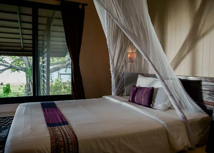 Seavana Koh Mak Beach Resort