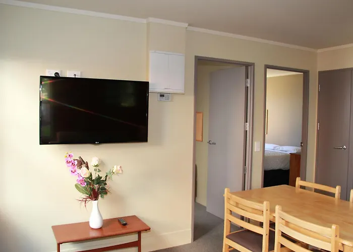 Nikau Apartments