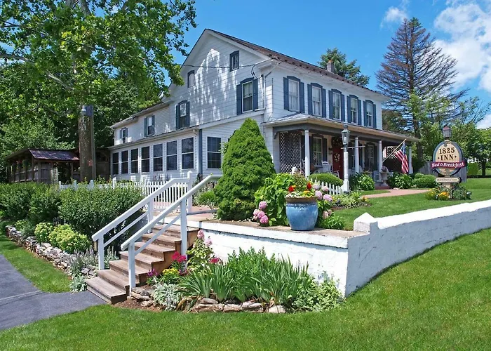 1825 Inn Bed And Breakfast