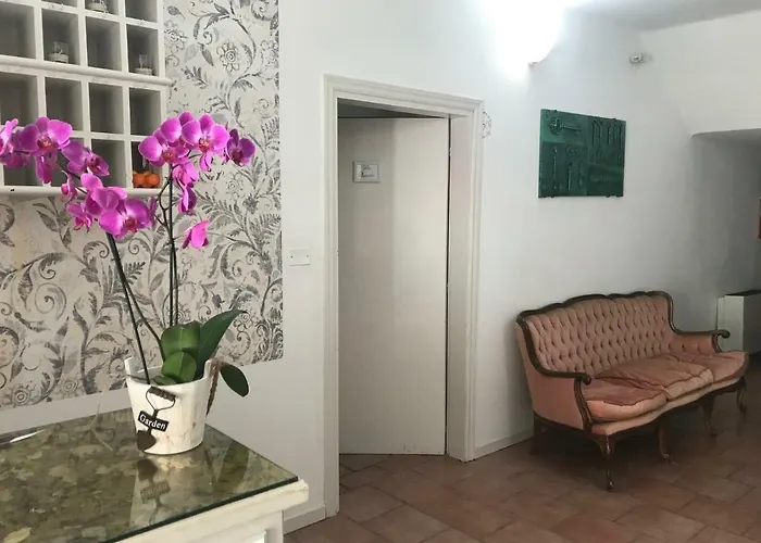 Hotel Porta Marmorea