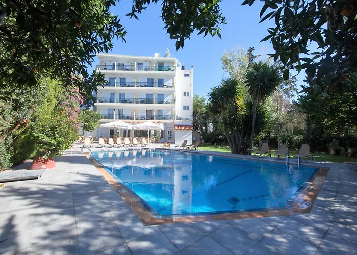 Thomas Beach Hotel