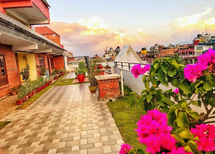 Dom Himalaya Hotel