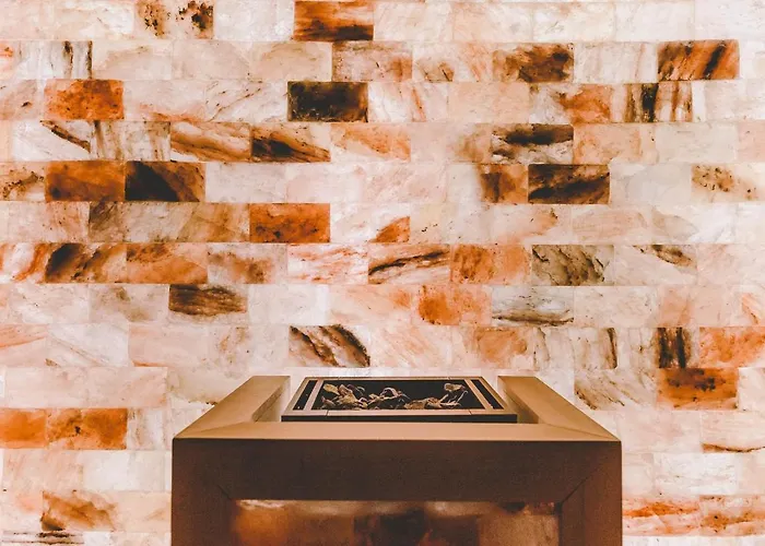 Suite 10 Home Design & Spa