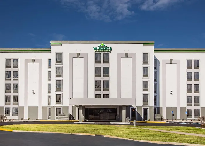 Wingate By Wyndham Louisville Airport Expo Center